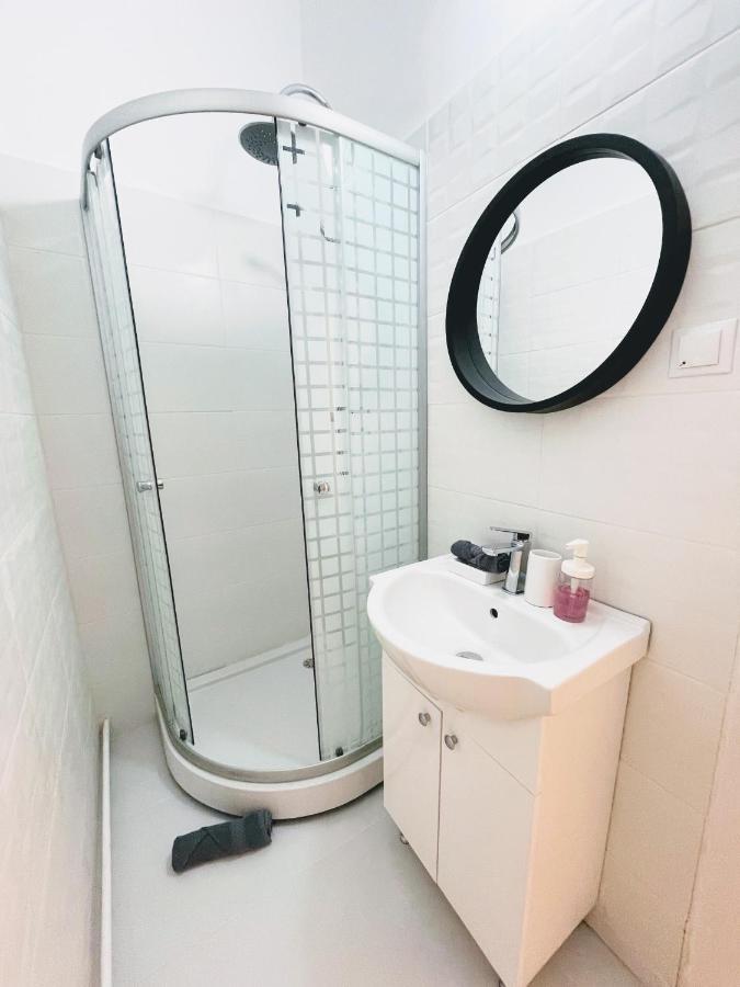 Apartament Plopilor Studios Сибиу Экстерьер фото
