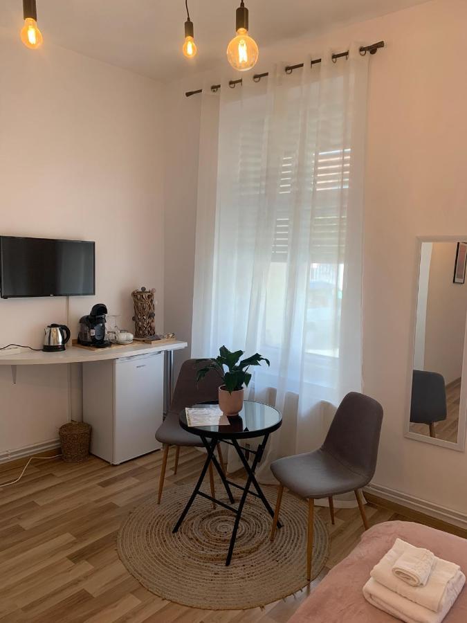 Apartament Plopilor Studios Сибиу Экстерьер фото