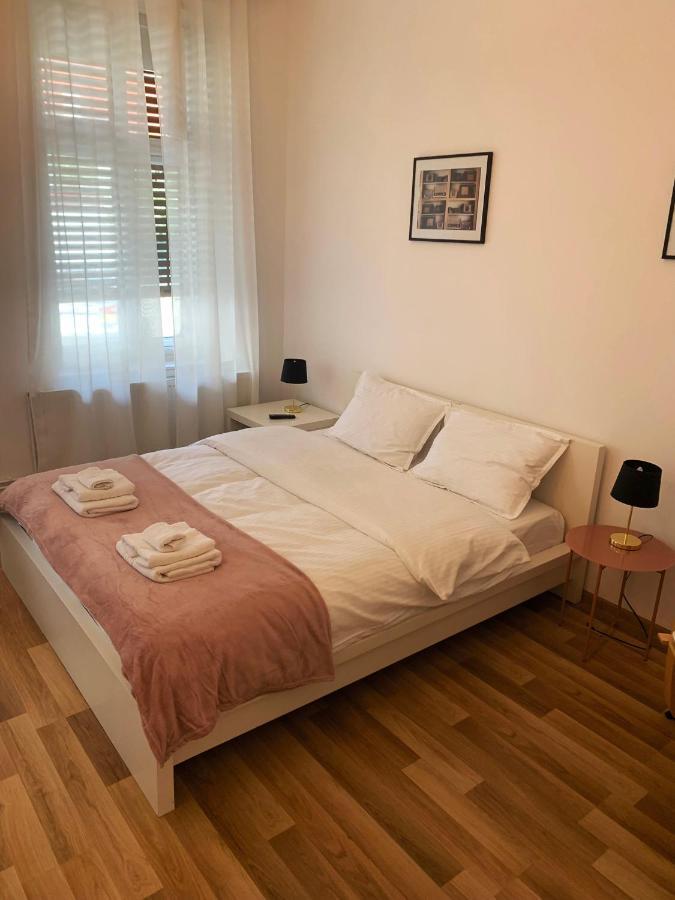 Apartament Plopilor Studios Сибиу Экстерьер фото
