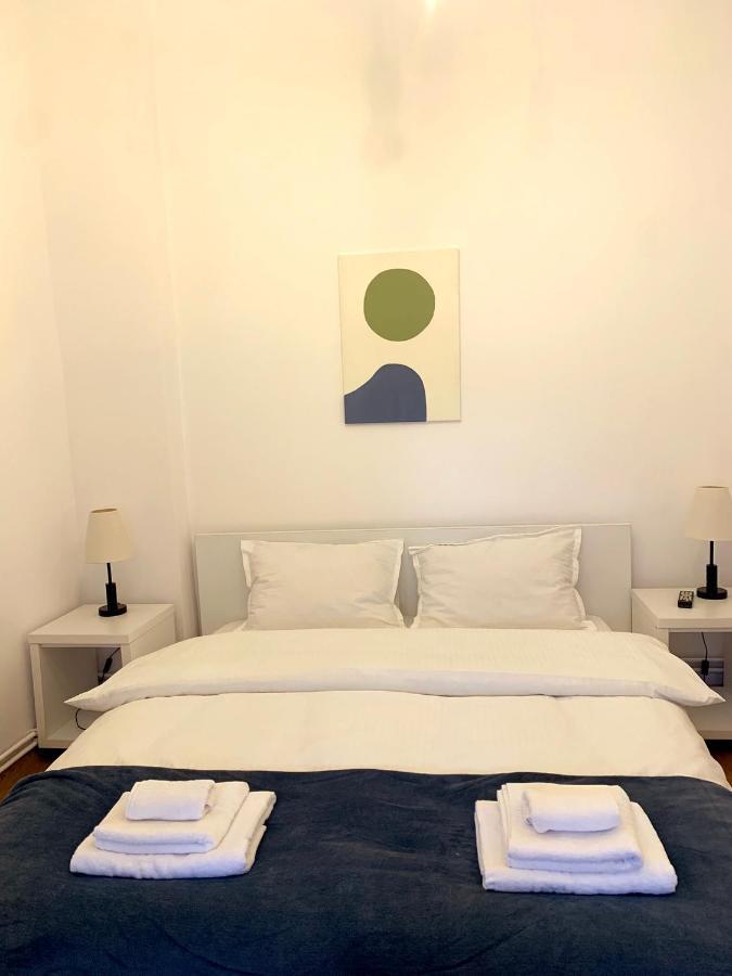 Apartament Plopilor Studios Сибиу Экстерьер фото